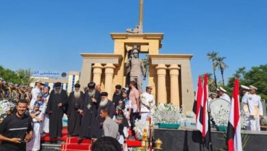 احتفالات أمام النصب التذكاري بالأقصر بمناسب ذكرى نصر أكتوبر.. فيديو