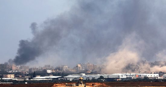 استشهاد وإصابة عدد من الفلسطينين إثر قصف الاحتلال لقطاع غزة