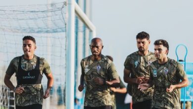 لاعبو الزمالك يتدربون فى صالة الجيم استعدادا للأهلى